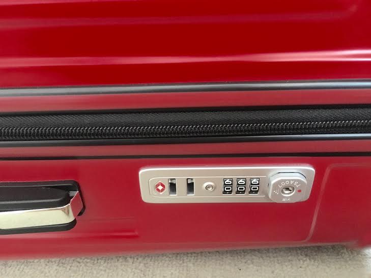 キャリーケース２