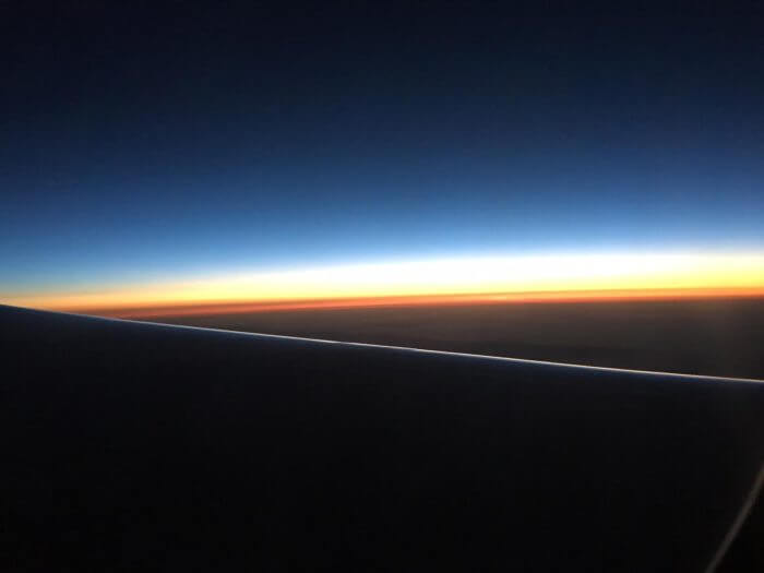 ハワイアン航空夜明け前