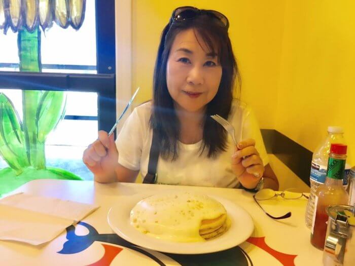 ブーツ&キモズでパンケーキを食べる