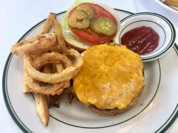 ウルフギャングステーキ・ハンバーガー