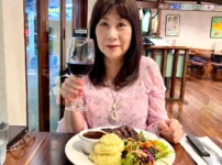 Hogs Breath Cafeステーキと赤ワイン