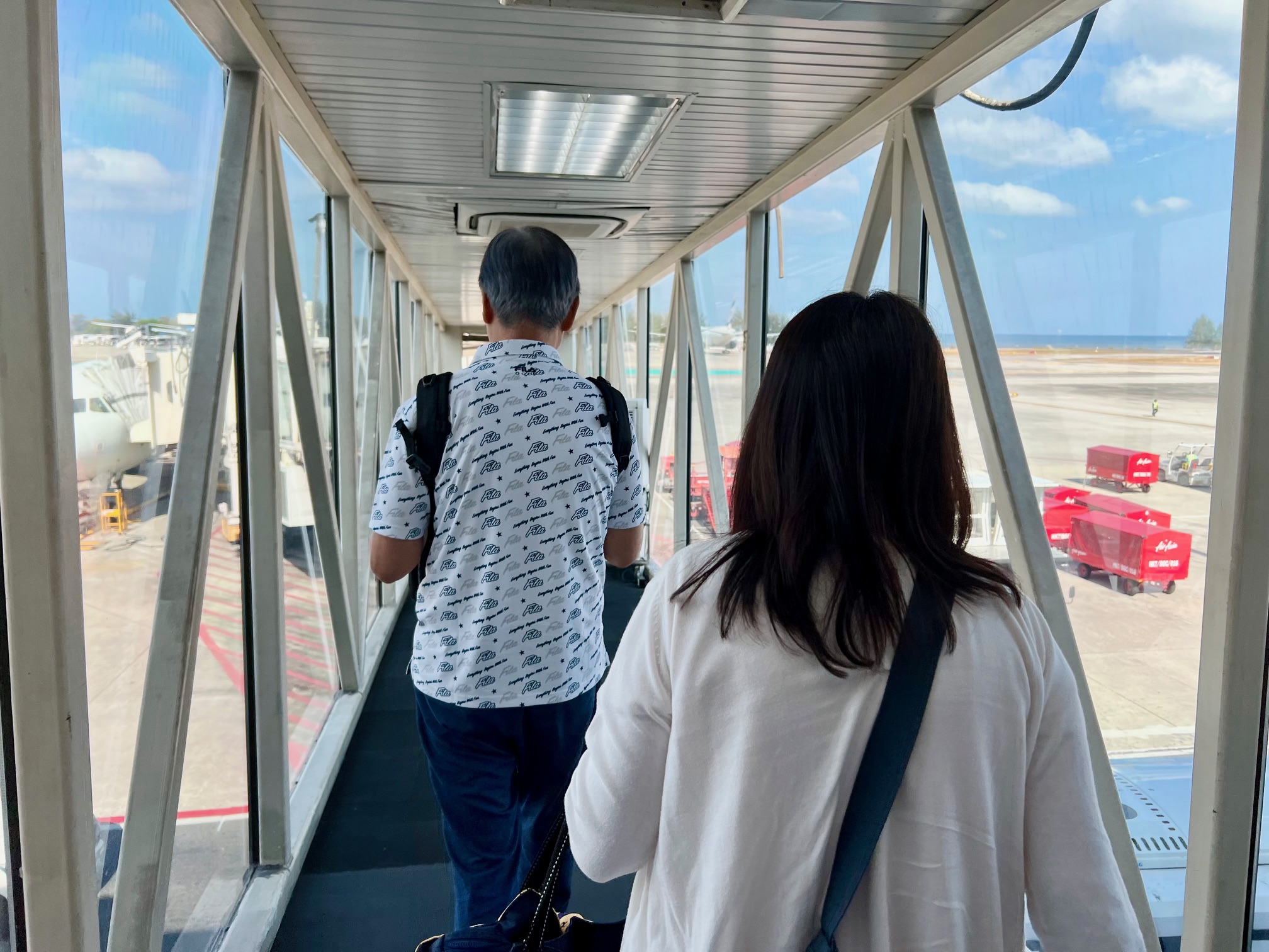 タイ航空でバンコクへ