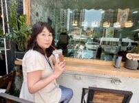 Y’s Cafeでトロピカルティーでひといき。