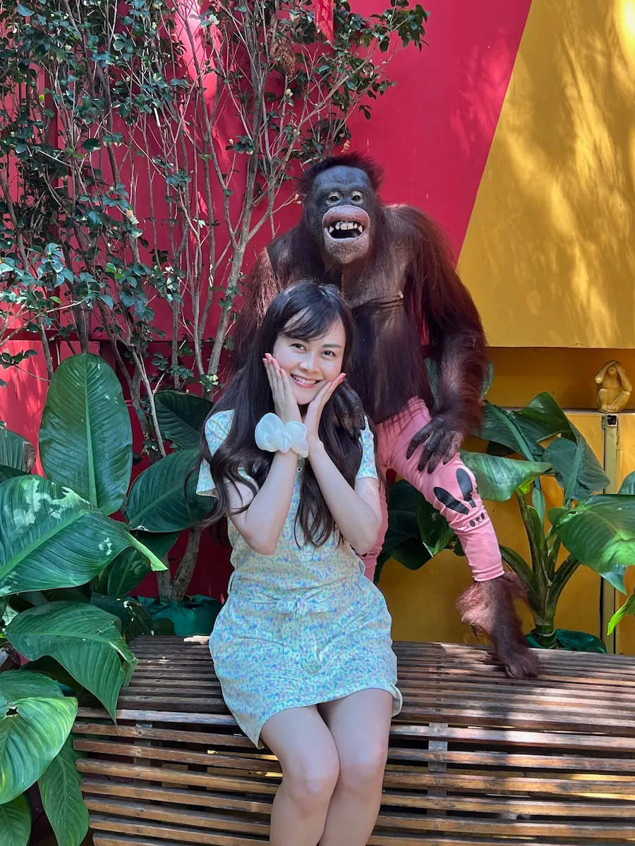 タイSafari World（サファリワールド）オランウータンと写真撮影・ベテランオランウータン