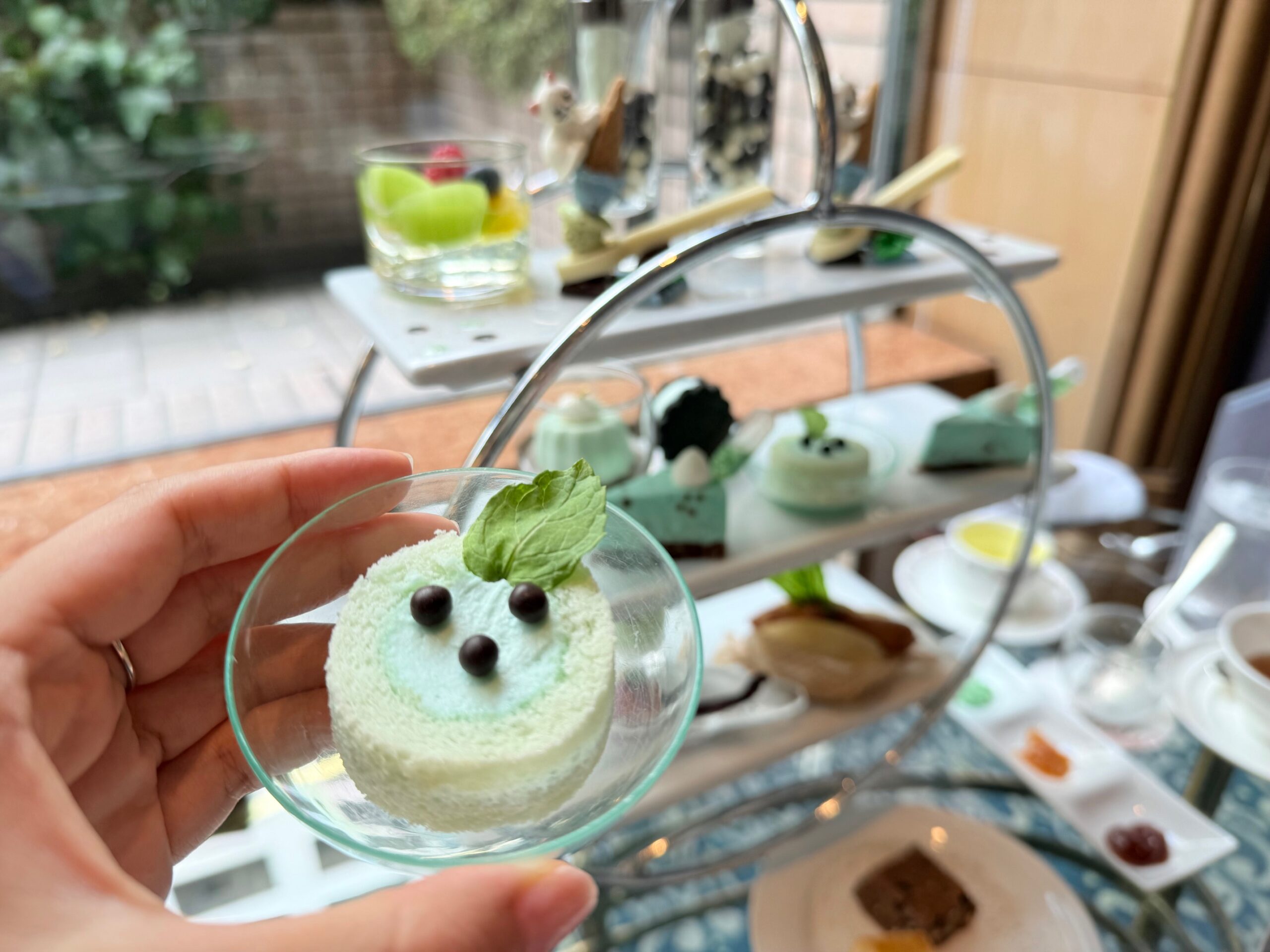 ロイヤルパークホテル・チョコミントアフタヌーンティー概要