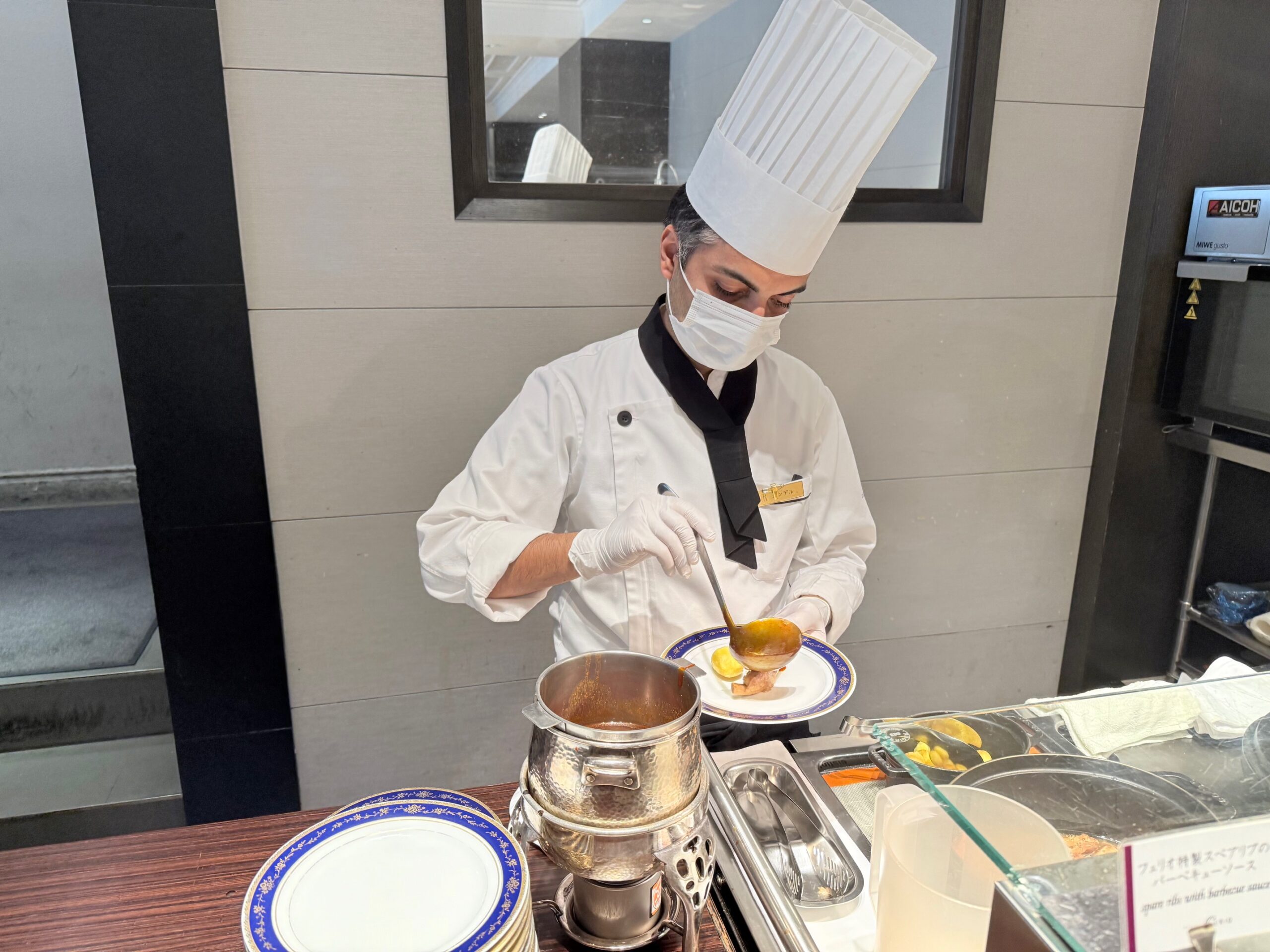 ライブキッチン・フェリオ特製スペアリブのバーベキューソース｜リーガロイヤルホテル東京
