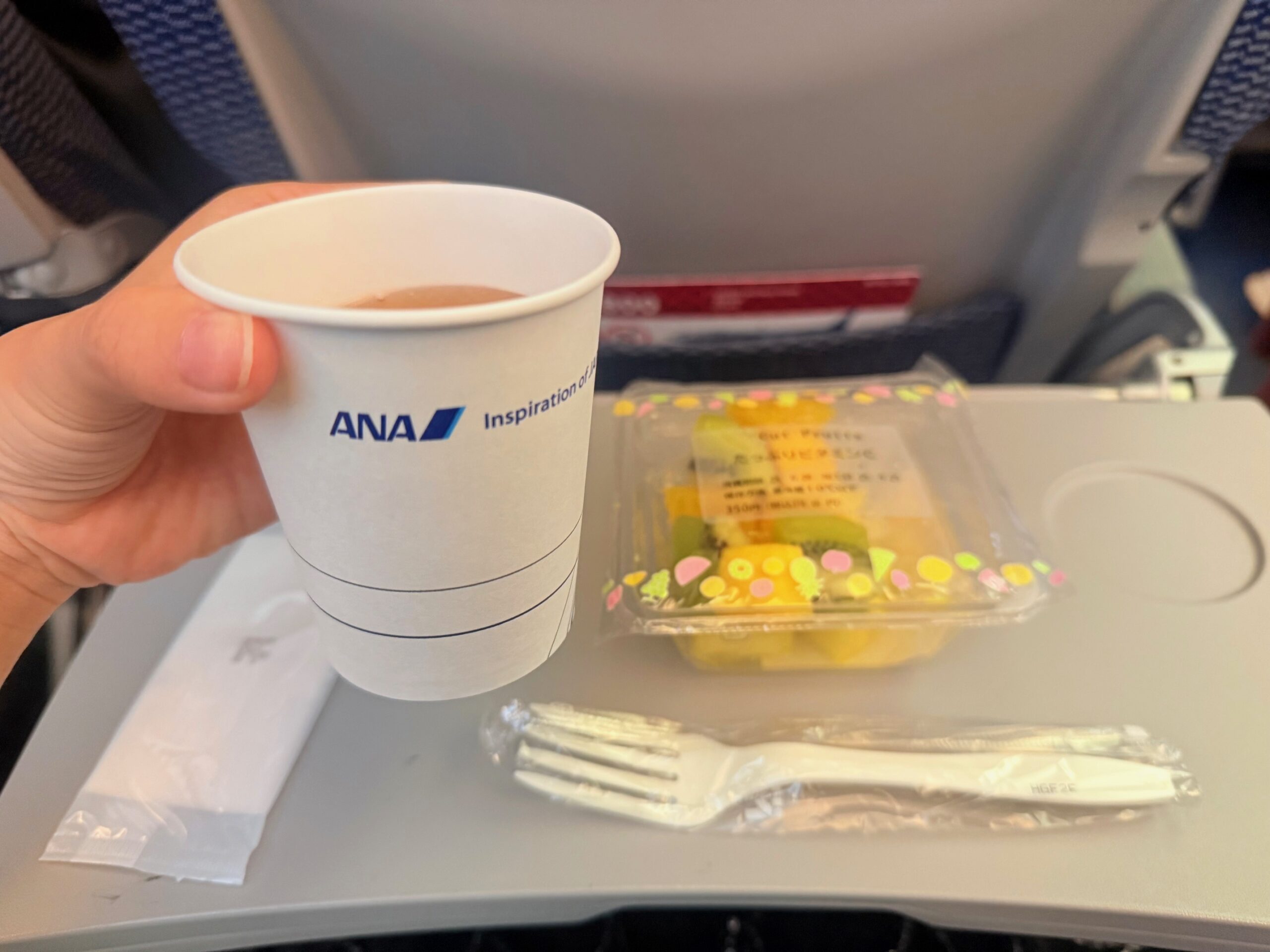 ANAで羽田から大分へ。機内のドリンクサービス