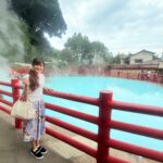 地獄めぐりのかまど地獄で見た水色の温泉