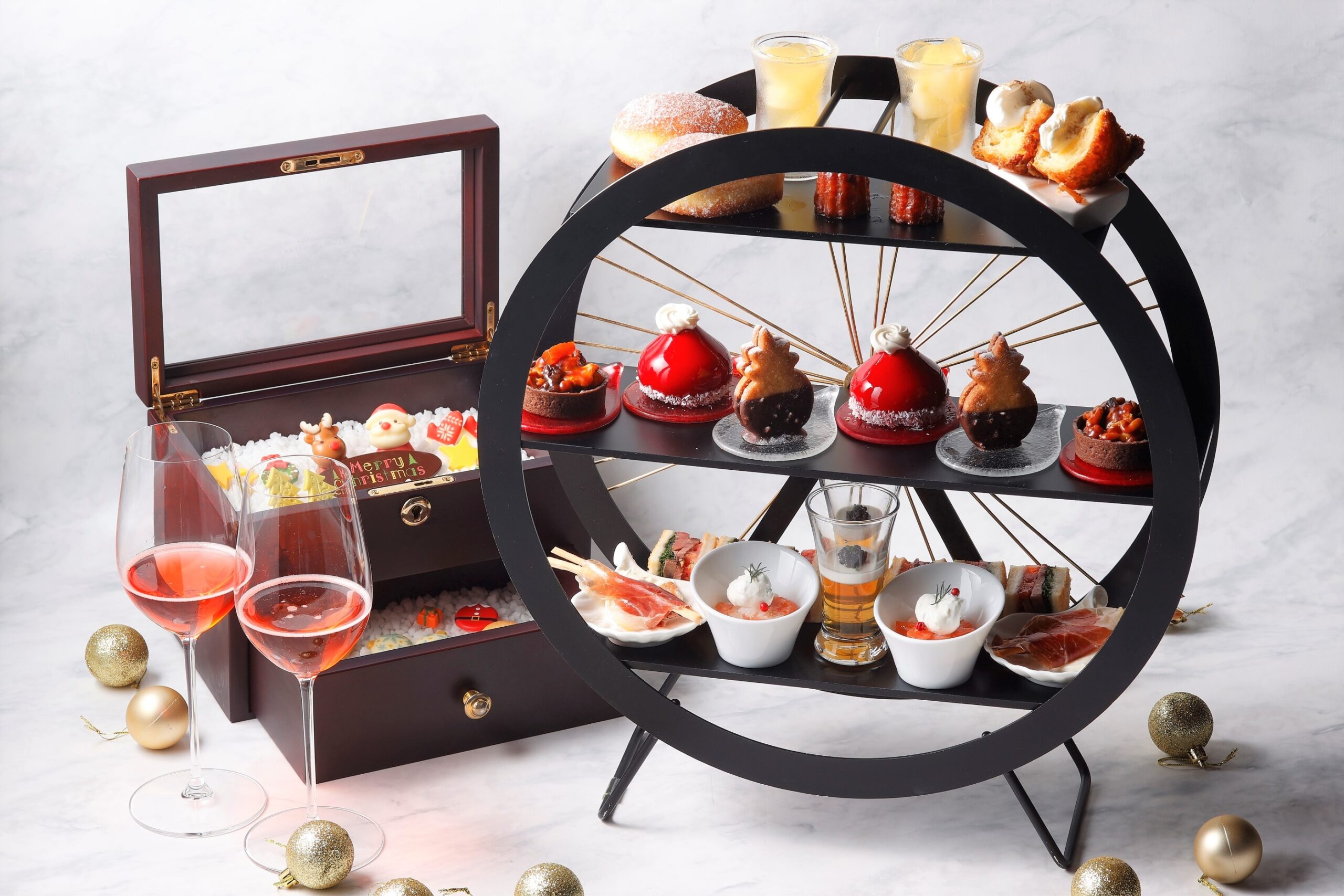 ザ・カハラ・ホテル＆リゾート 横浜｜クリスマスアフタヌーンティー