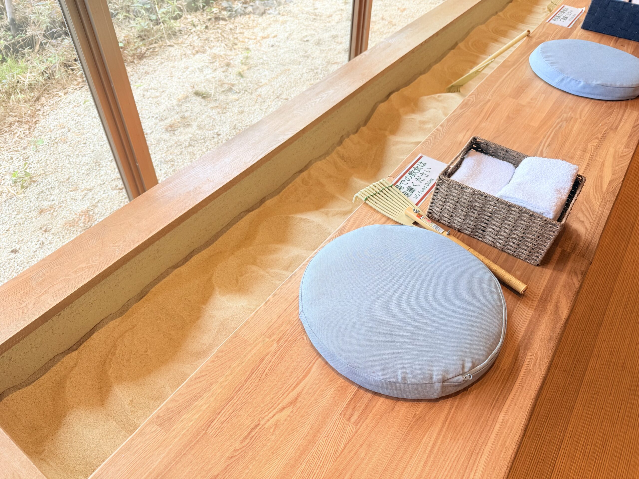 大分別府・大江戸温泉物語Premium風月プレミアムラウンジ（足湯）