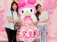 大分ハーモニーランドでマイメロディと写真撮影