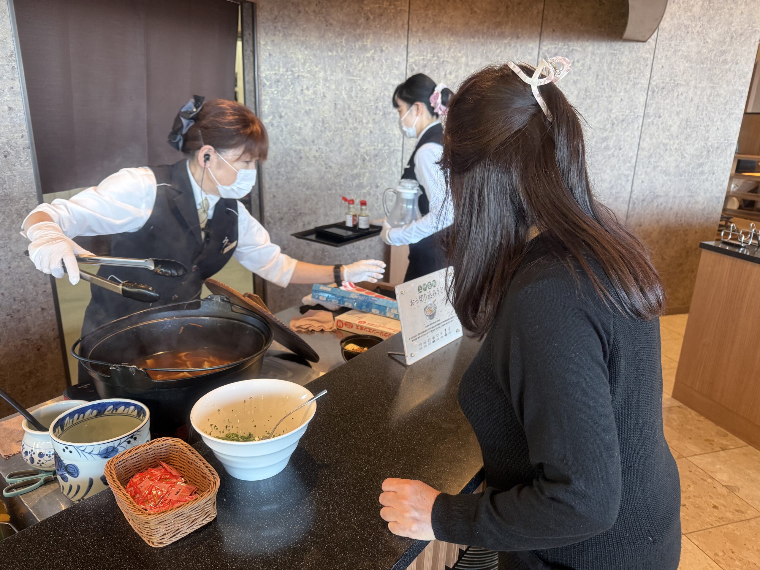 群馬県・伊香保温泉「ホテル木暮」朝食名物のうどん