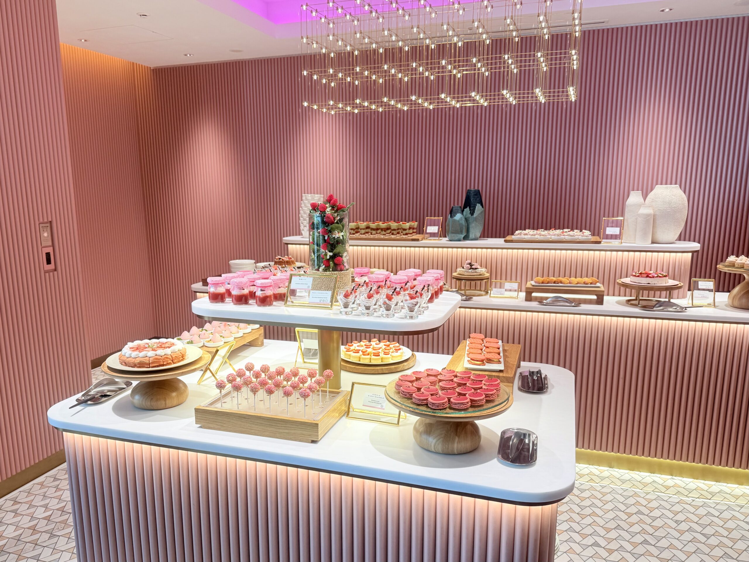 ウェスティン横浜恋するいちごビュッフェ