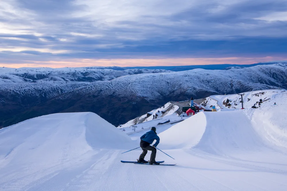 ニュージーランド夏旅行の魅力(スキー)