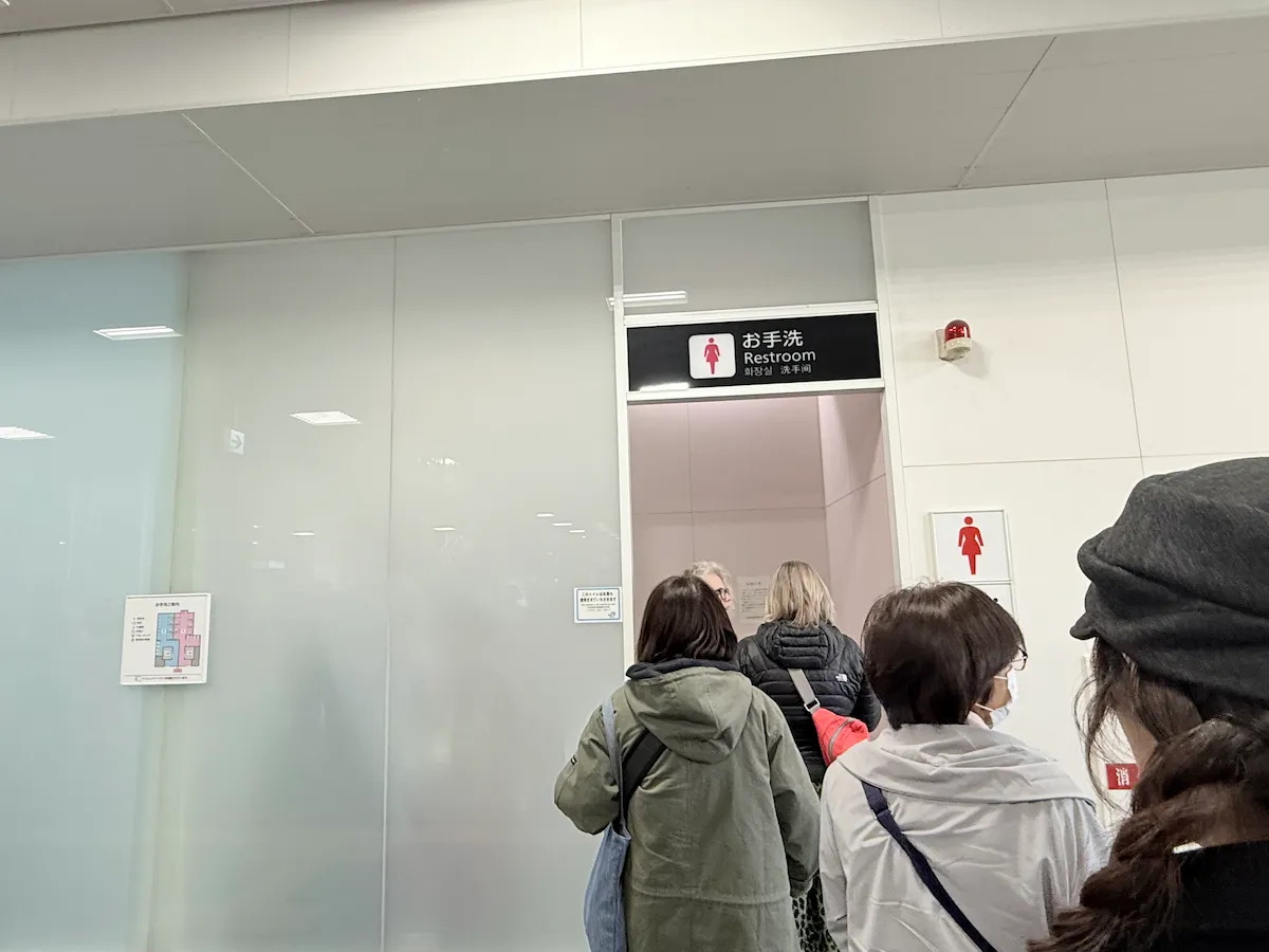 奈良駅の女子トイレ