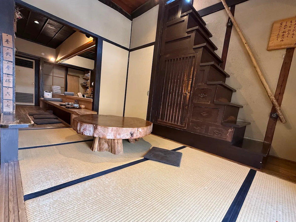 奈良・和菓子「樫舎」店内