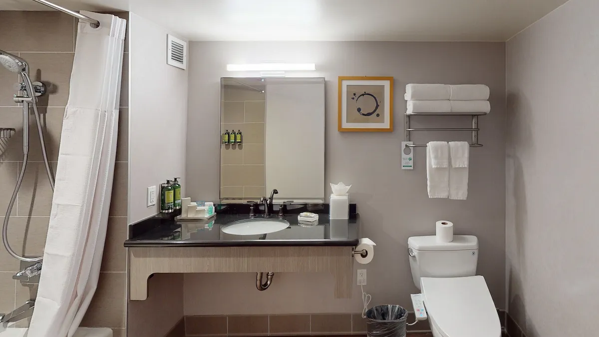 都ホテル ロサンゼルスバスルームトイレ