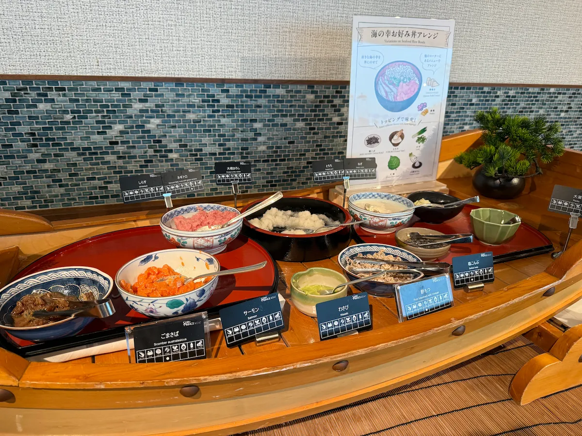 大磯プリンスホテル・朝食ブッフェ台海鮮丼が作れるコーナー