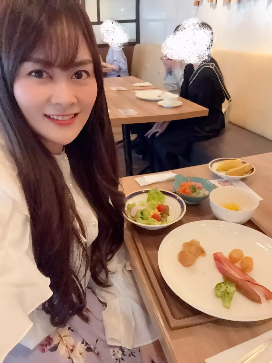 大磯プリンスホテル。朝食ブッフェでの様子
