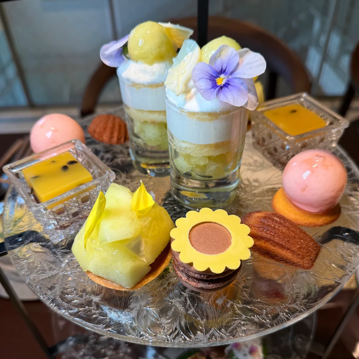 ザ・キタノホテル東京 夏庭のアフタヌーンティー スイーツ全体