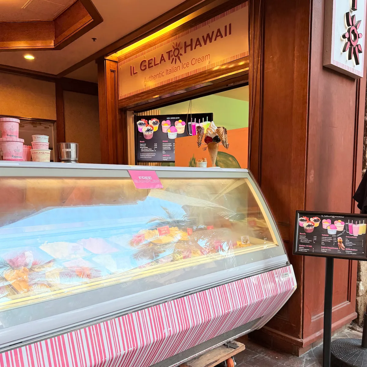 モアナサーフライダー近くにあるIL GELATO HAWAII