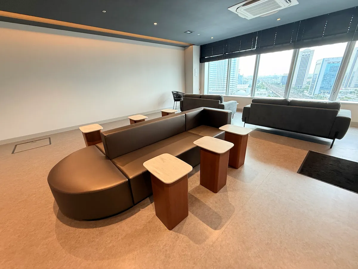KOKO HOTEL premier 東京ベイ幕張の休憩スペース