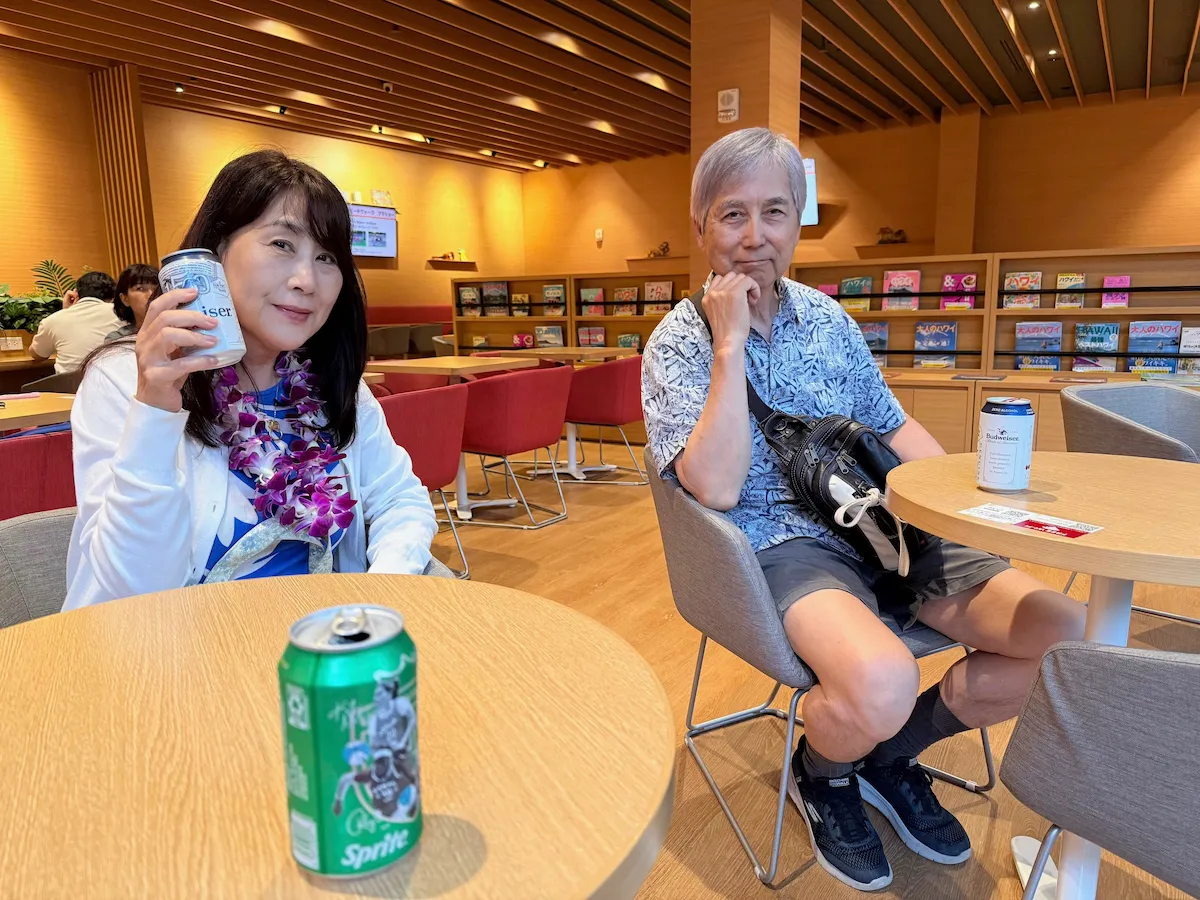 楽天カードワイキキラウンジならドリンク無料