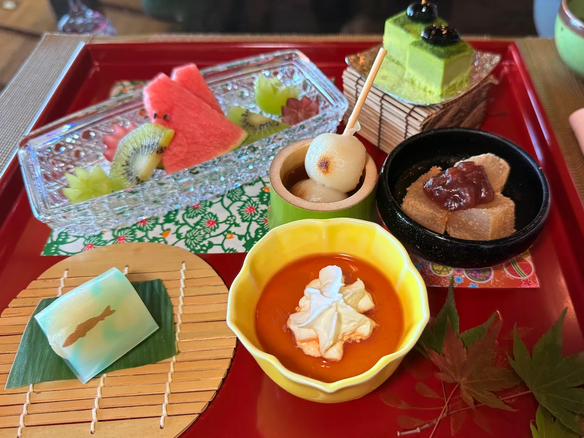ヒルトン東京お台場「和のアフタヌーンティー」和スイーツ盛り合わせ
