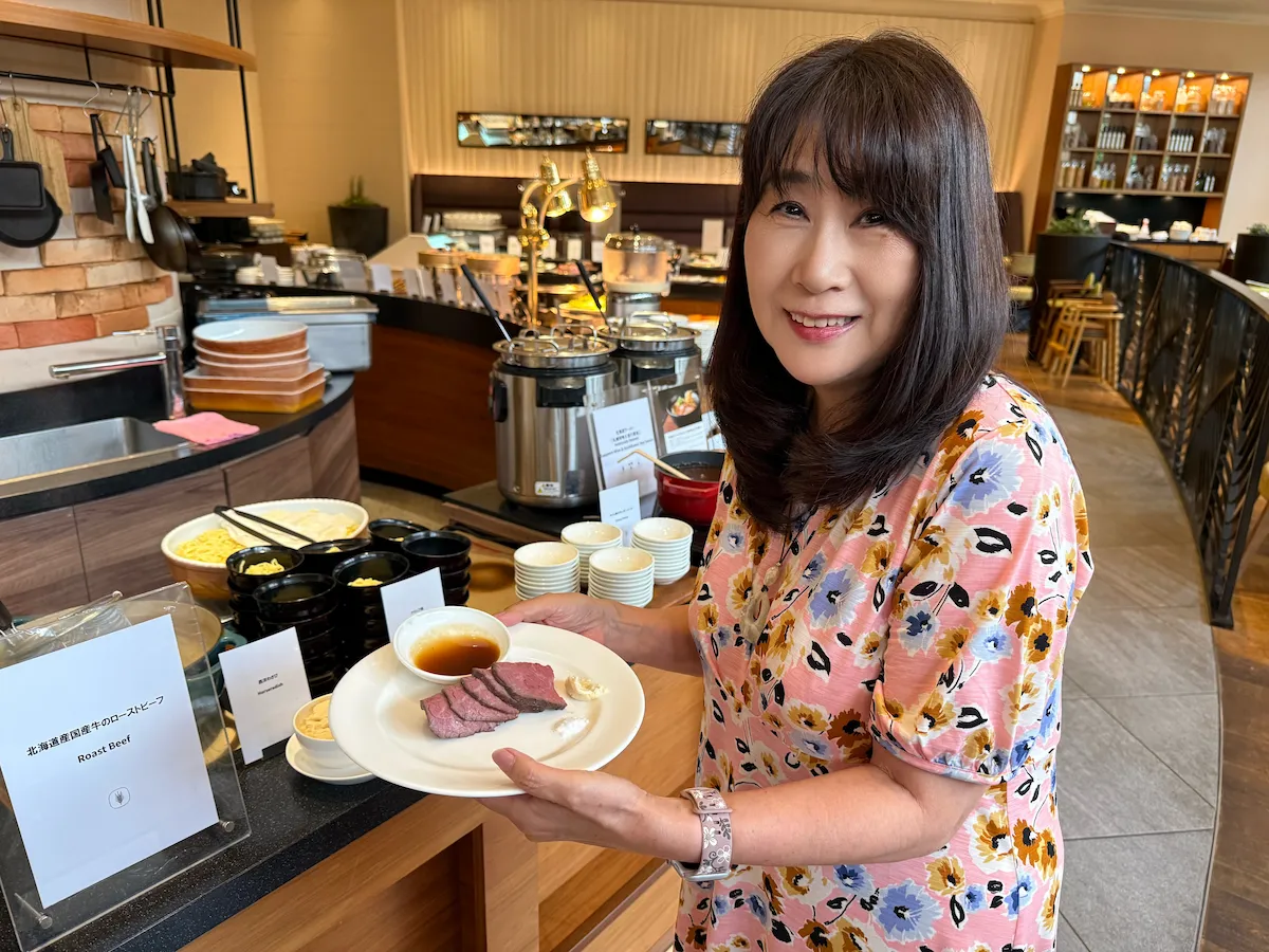 グランドニッコー東京台場ディナービュッフェ「北海道フェア」北海道産牛のローストビーフ