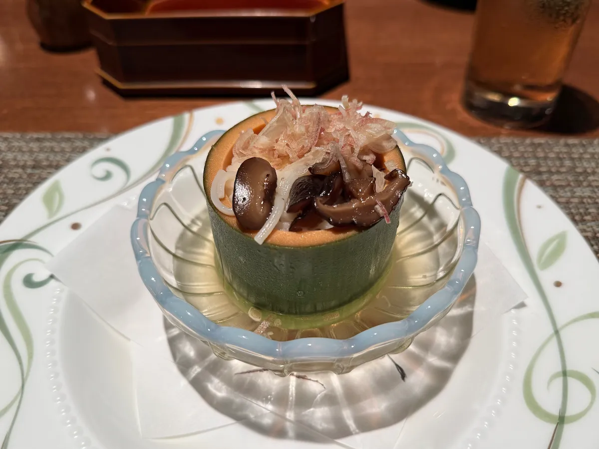 夕食の創作和膳の二色ソーメン