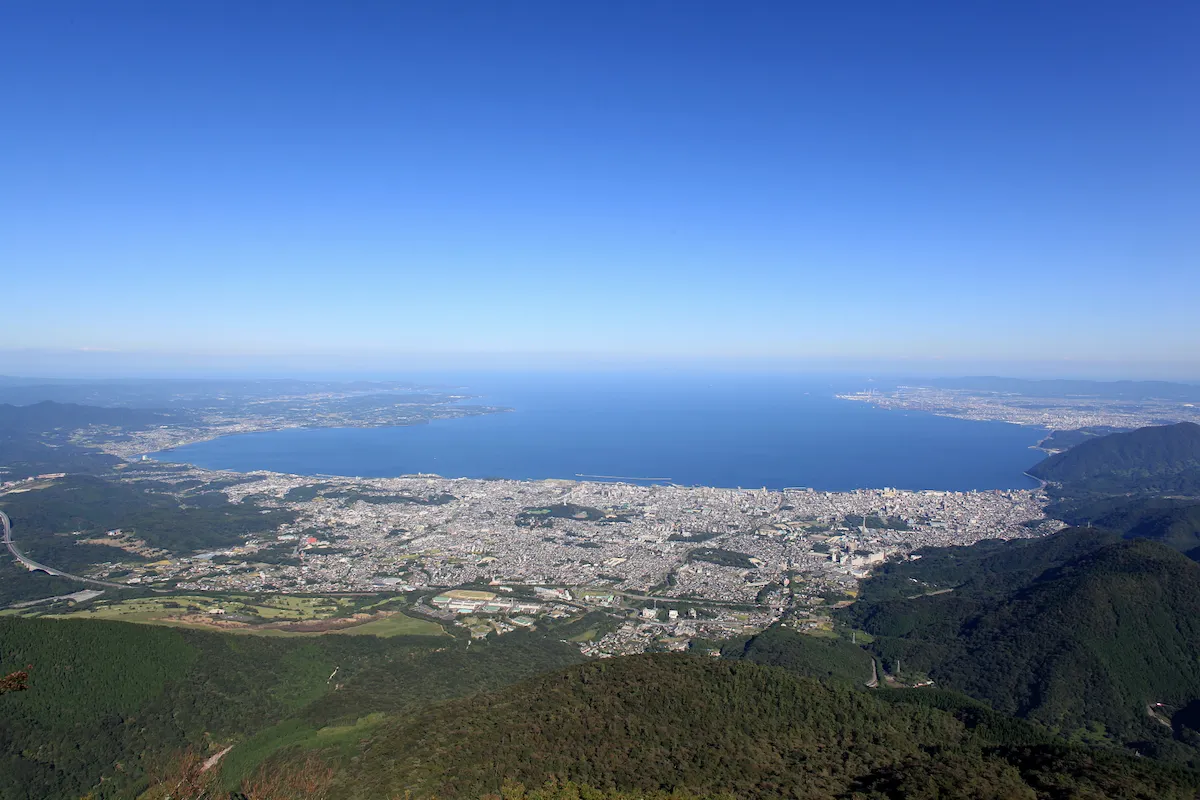 別府ロープウェイ 鶴見岳山頂から望む別府湾の絶景