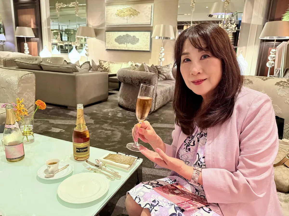 ロゼスパークリングで乾杯